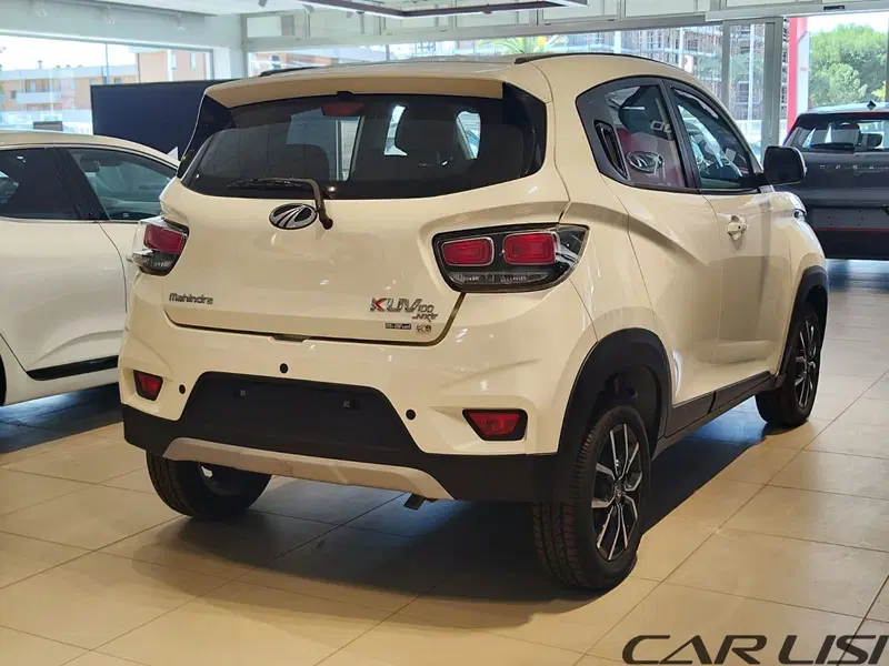 Mahindra KUV100 nuova a Foggia (5)