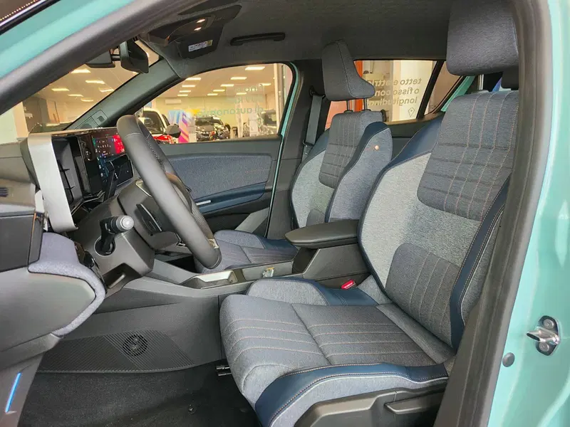 Renault Scenic E-Tech Electric nuova a Torino (11)