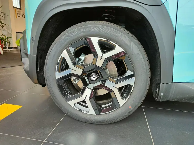 Renault Scenic E-Tech Electric nuova a Torino (6)