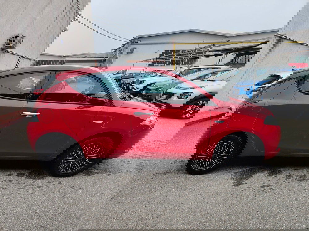 Lancia Ypsilon usata a Torino (4)