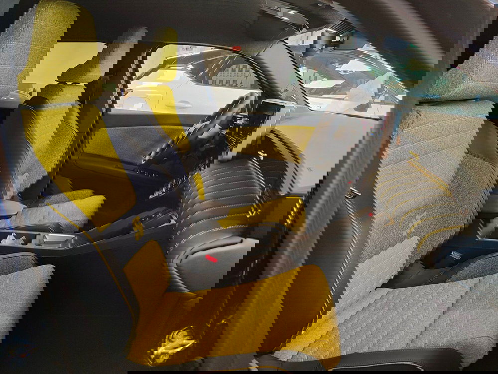 Renault Renault 5 nuova a Torino (14)