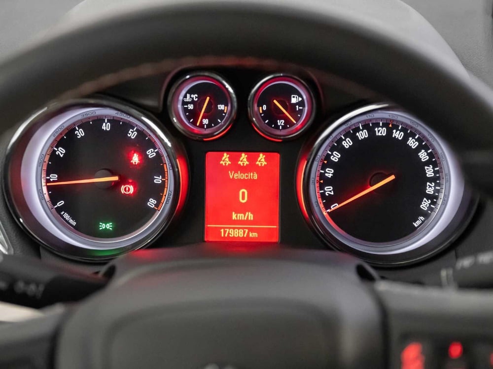 Opel Mokka usata a Foggia (12)