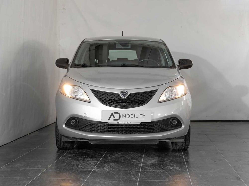 Lancia Ypsilon usata a Foggia (4)
