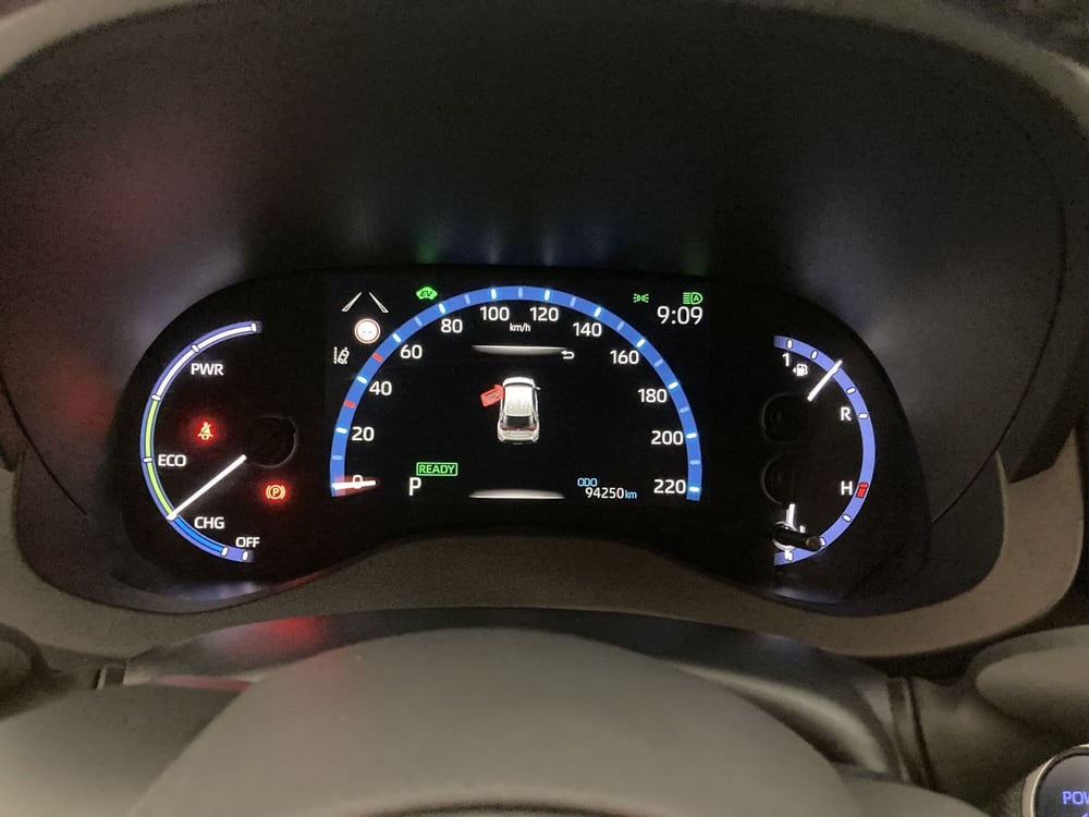 Toyota Yaris Cross usata a Barletta-Andria-Trani (11)