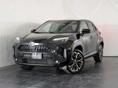 Toyota Yaris Cross 1.5 Hybrid 5p. E-CVT Lounge del 2021 usata a San Severo