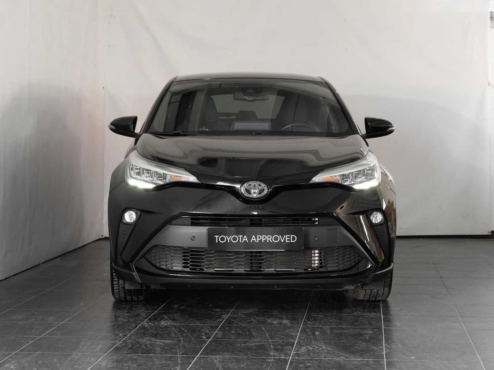 Toyota Toyota C-HR usata a Foggia (5)