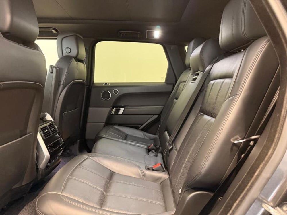 Land Rover Range Rover Sport usata a Venezia (6)
