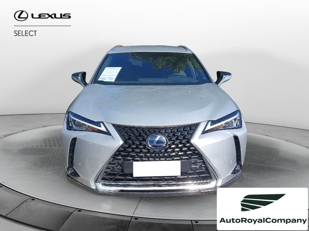 Lexus UX usata a Roma (3)