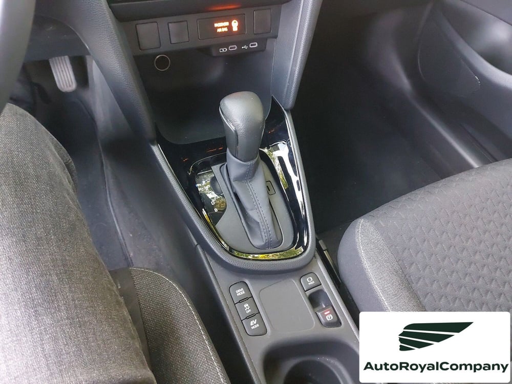 Toyota Yaris Cross usata a Roma (15)