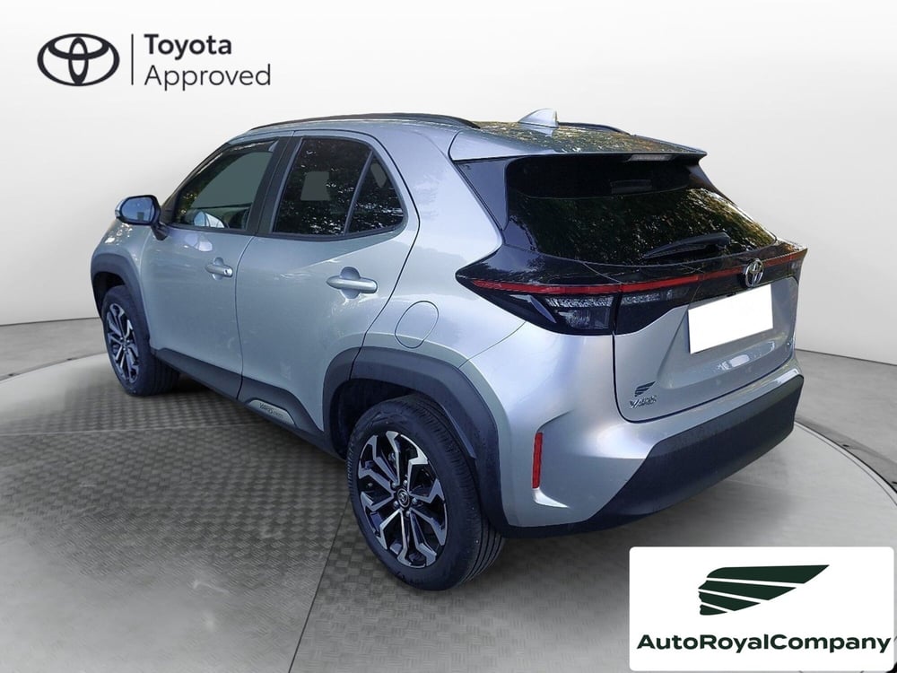 Toyota Yaris Cross usata a Roma (4)
