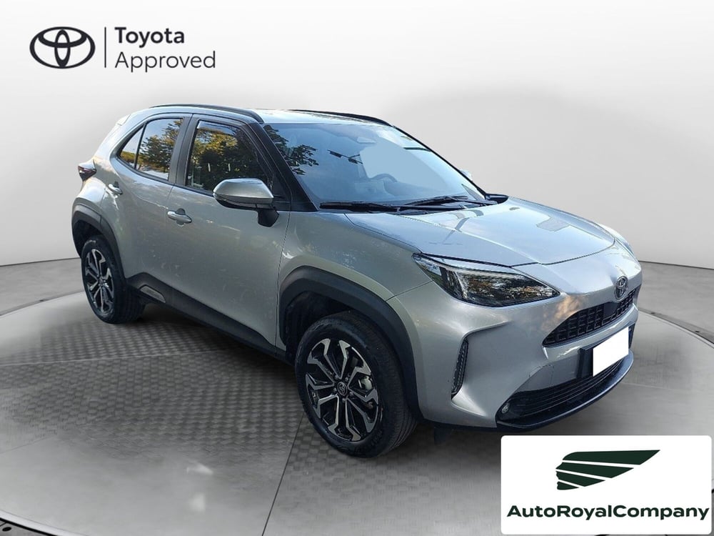 Toyota Yaris Cross usata a Roma (8)