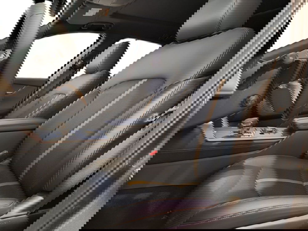 Mazda CX-80 nuova a Udine (7)