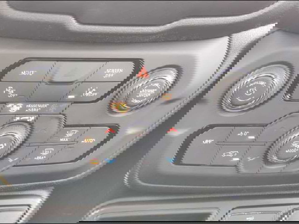 Jeep Renegade usata a Roma (11)