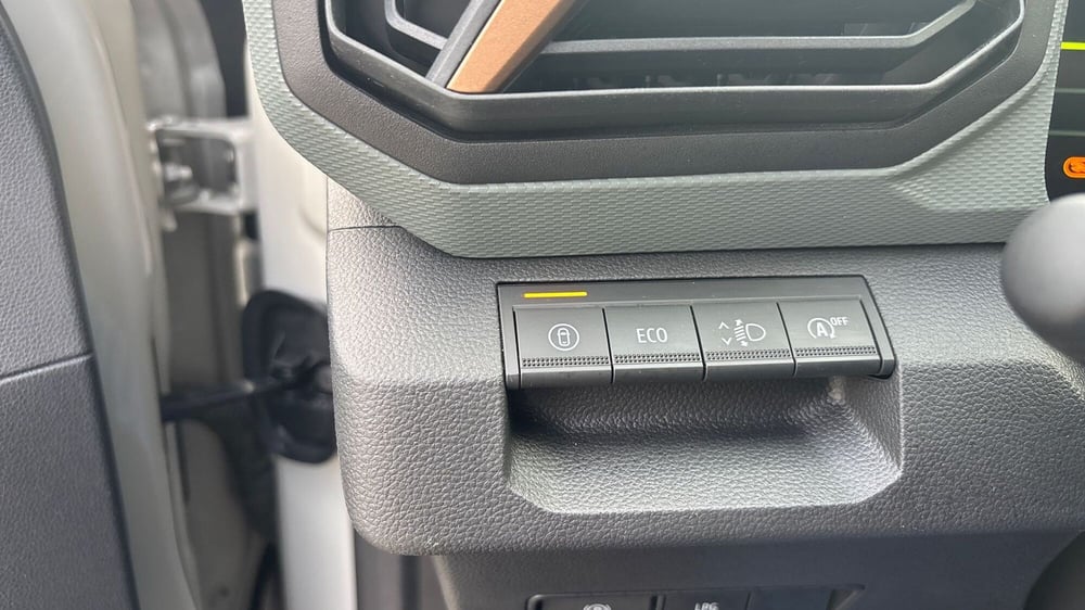 Dacia Duster usata a Padova (11)
