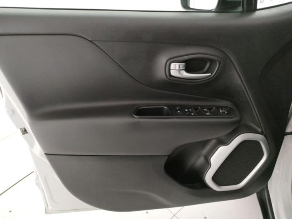 Jeep Renegade usata a Modena (11)