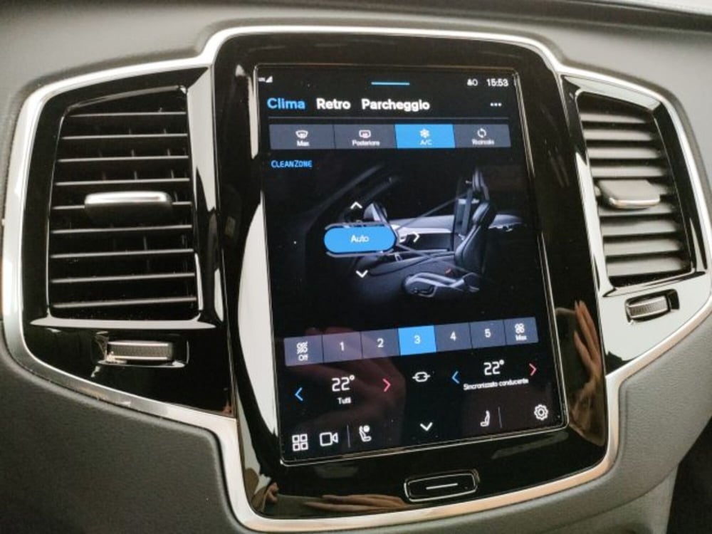 Volvo XC90 nuova a Modena (15)