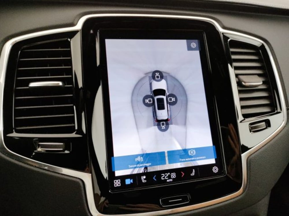 Volvo XC90 nuova a Modena (17)