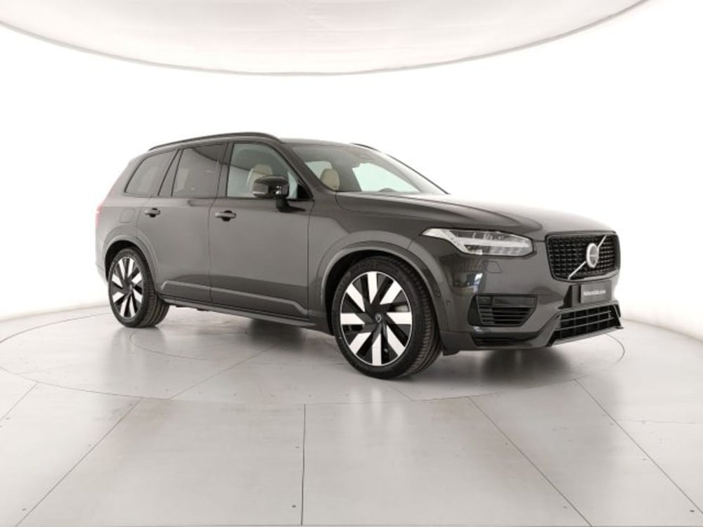 Volvo XC90 nuova a Modena (6)
