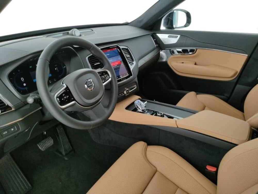 Volvo XC90 nuova a Modena (8)