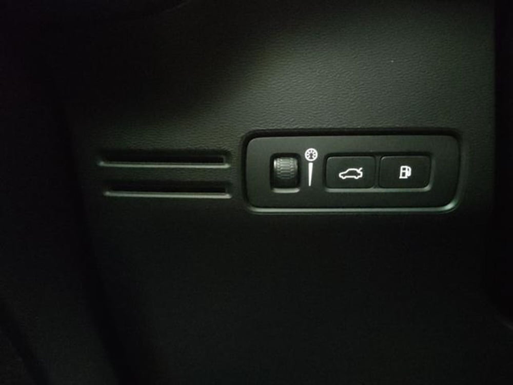 Volvo XC40 usata a Modena (13)