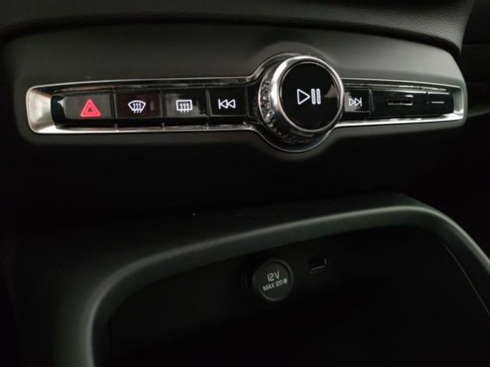 Volvo XC40 usata a Modena (20)