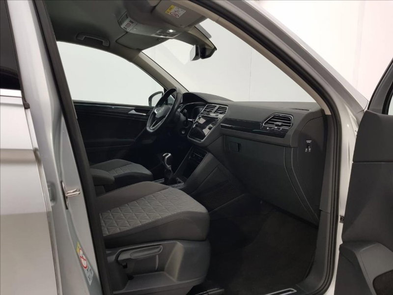 Volkswagen Tiguan usata a Lucca (10)