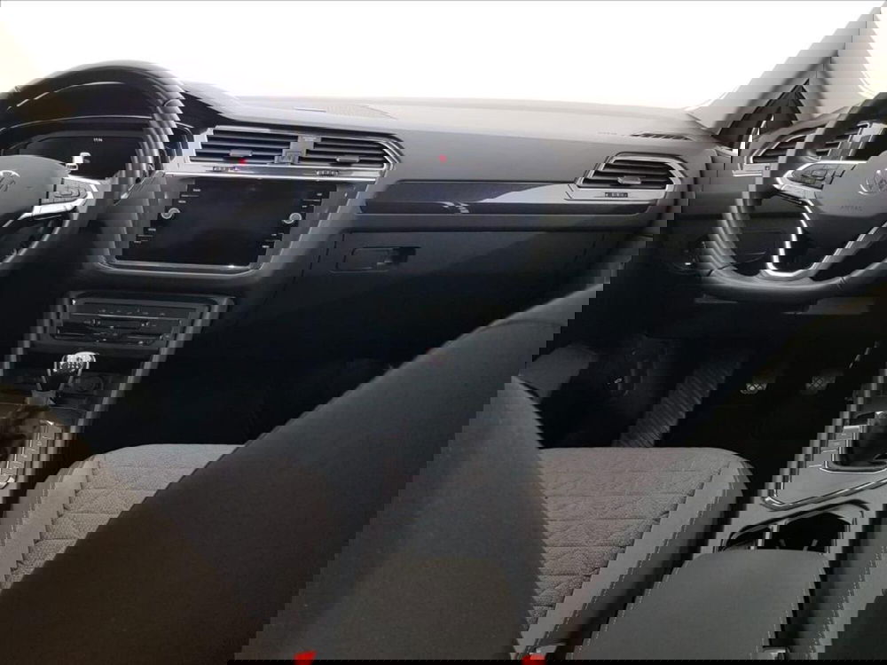 Volkswagen Tiguan usata a Lucca (13)