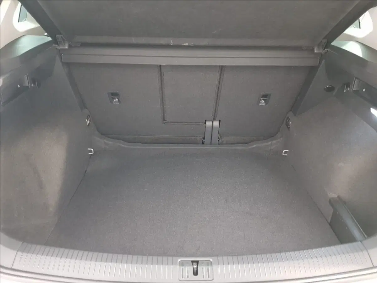 Volkswagen Tiguan usata a Lucca (15)