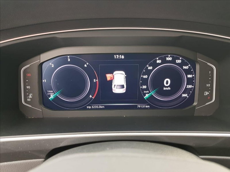 Volkswagen Tiguan usata a Lucca (16)