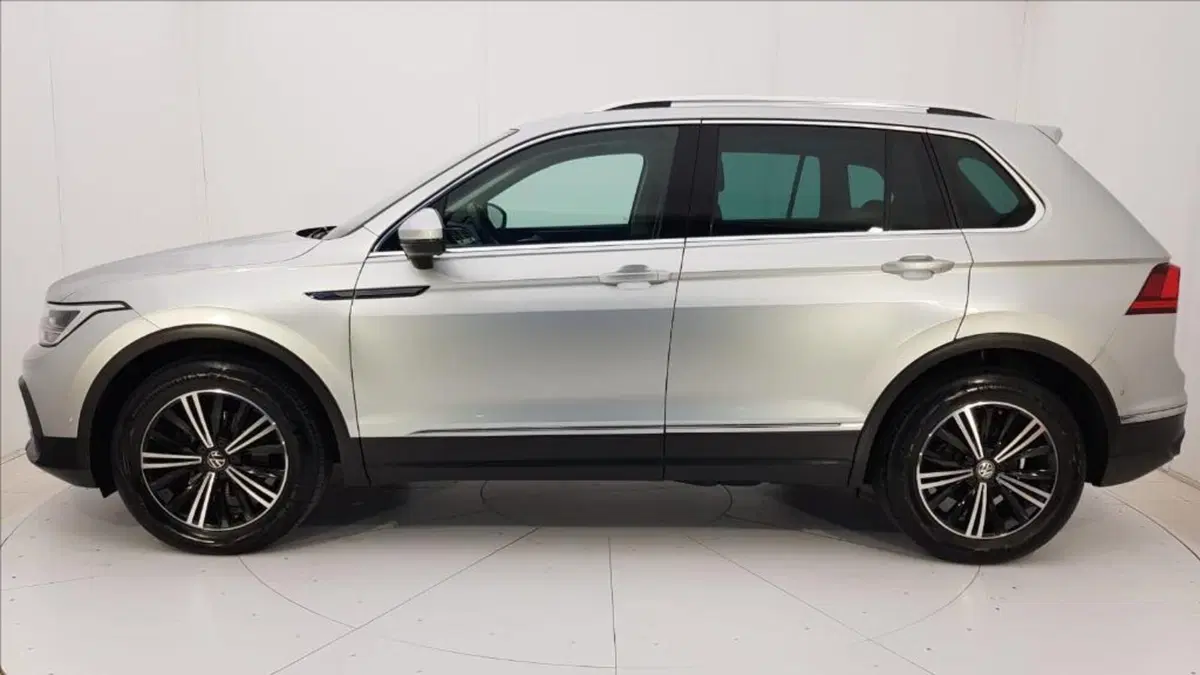 Volkswagen Tiguan usata a Lucca (3)