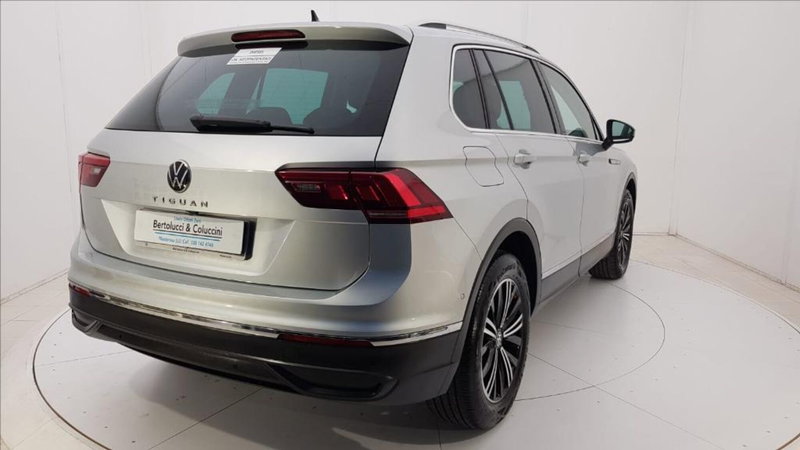Volkswagen Tiguan usata a Lucca (6)