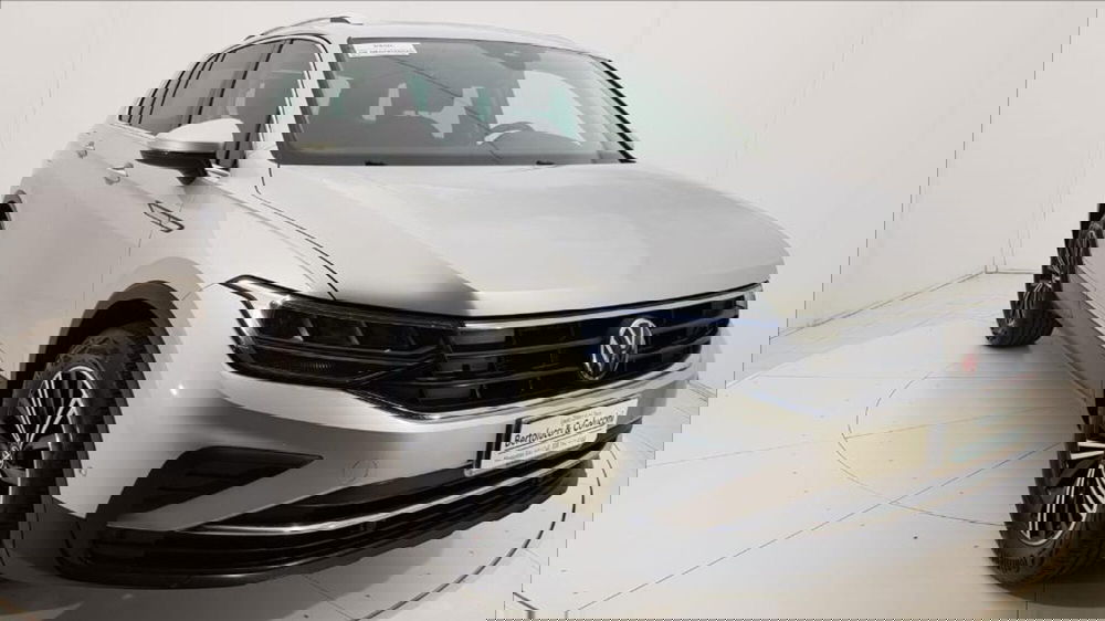 Volkswagen Tiguan usata a Lucca (8)