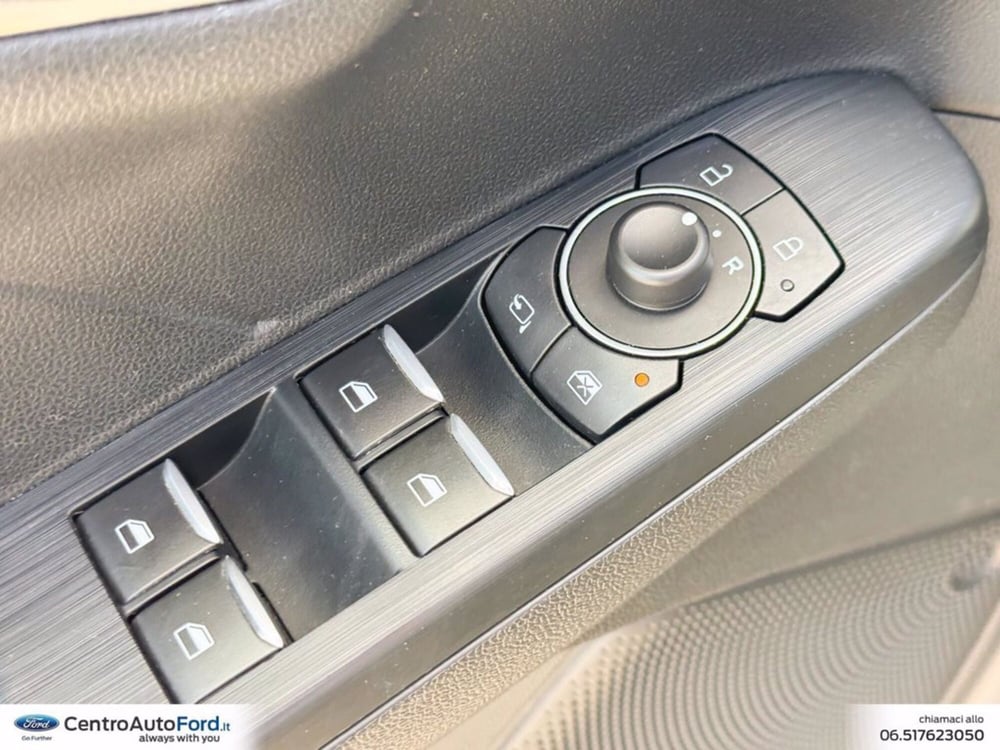 Ford Kuga usata a Roma (19)
