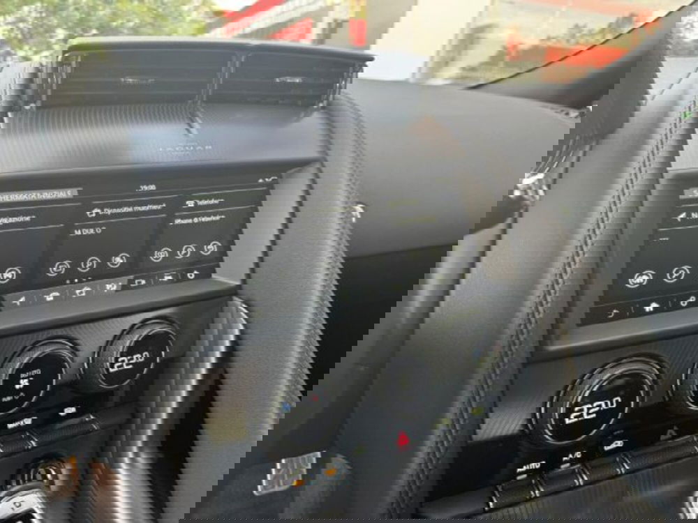 Jaguar F-Type Coupé usata a Modena (7)