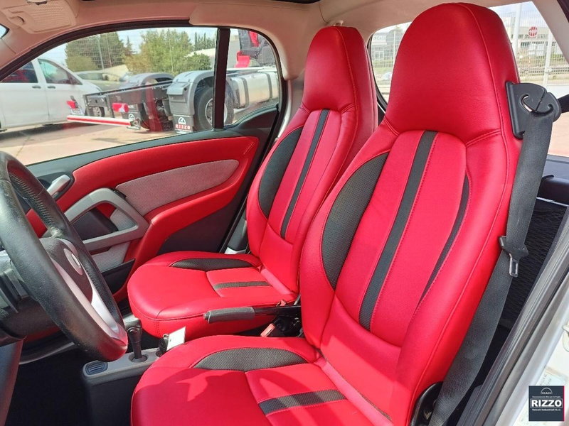smart Fortwo usata a Lecce (12)
