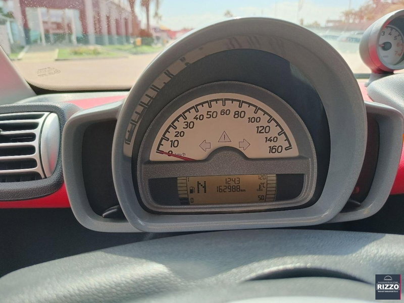 smart Fortwo usata a Lecce (13)