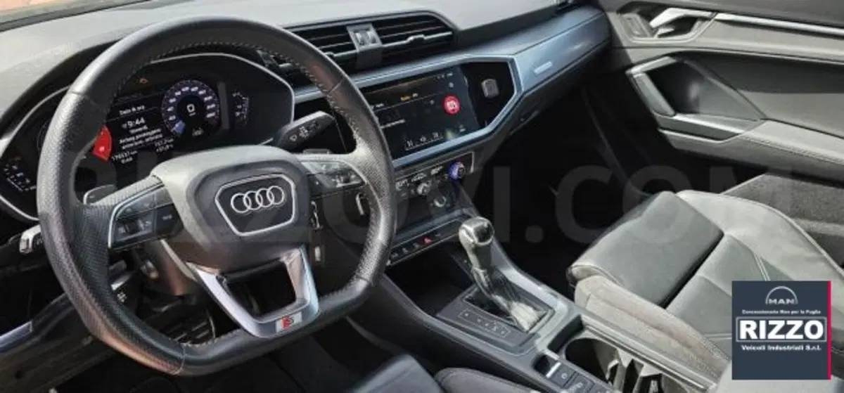 Audi Q3 Sportback usata a Lecce (11)