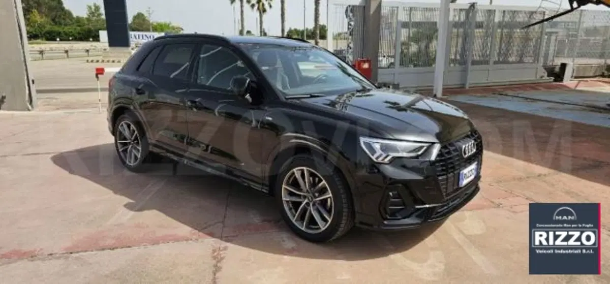 Audi Q3 Sportback usata a Lecce (3)