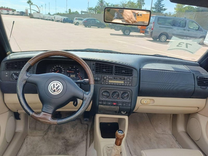 Volkswagen Golf Cabrio usata a Lecce (6)