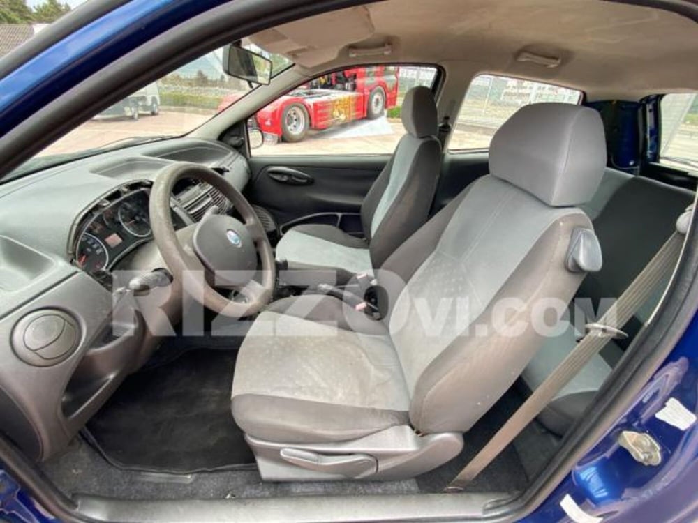 Fiat Punto usata a Lecce (7)