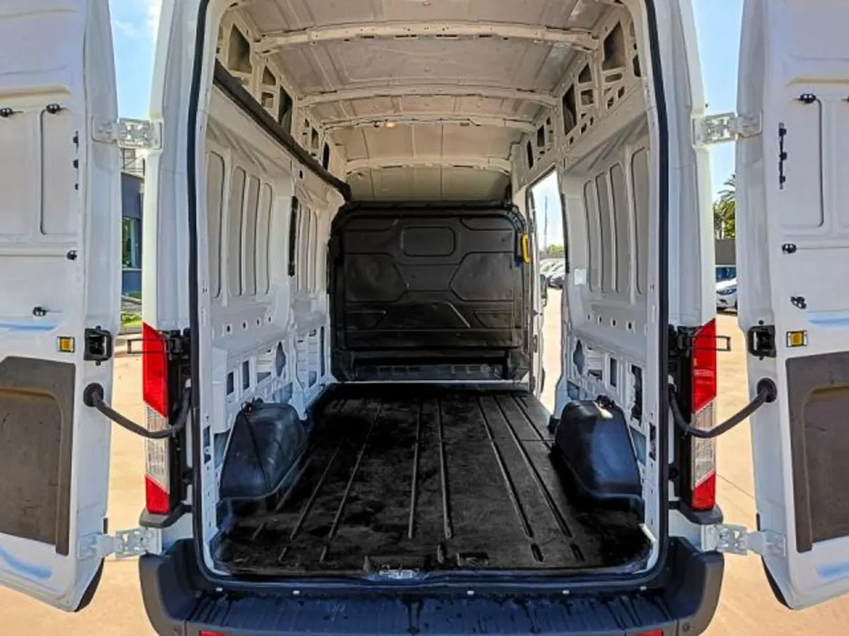 Ford Transit Furgone usata a Lecce (16)