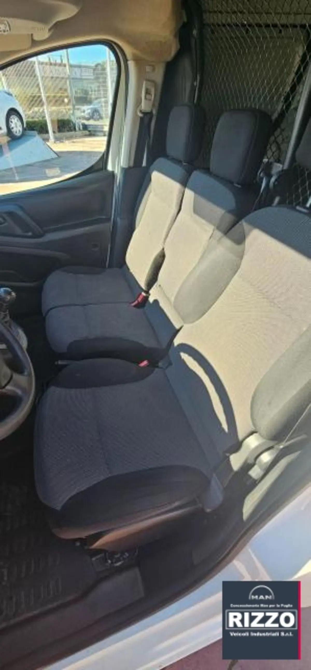 Citroen Berlingo usata a Lecce (10)