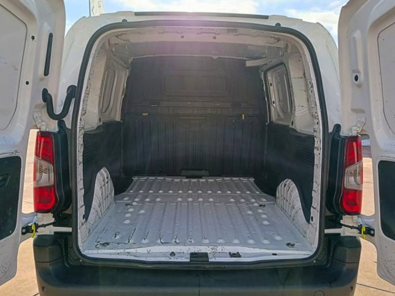 Citroen Berlingo usata a Lecce (7)