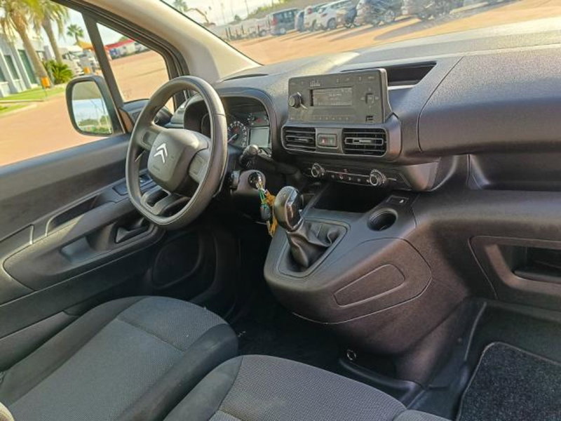 Citroen Berlingo usata a Lecce (9)