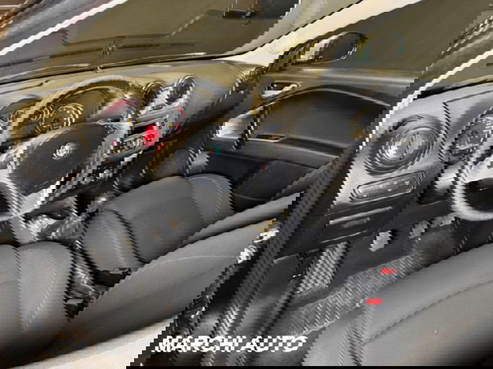 Alfa Romeo MiTo usata a Perugia (10)