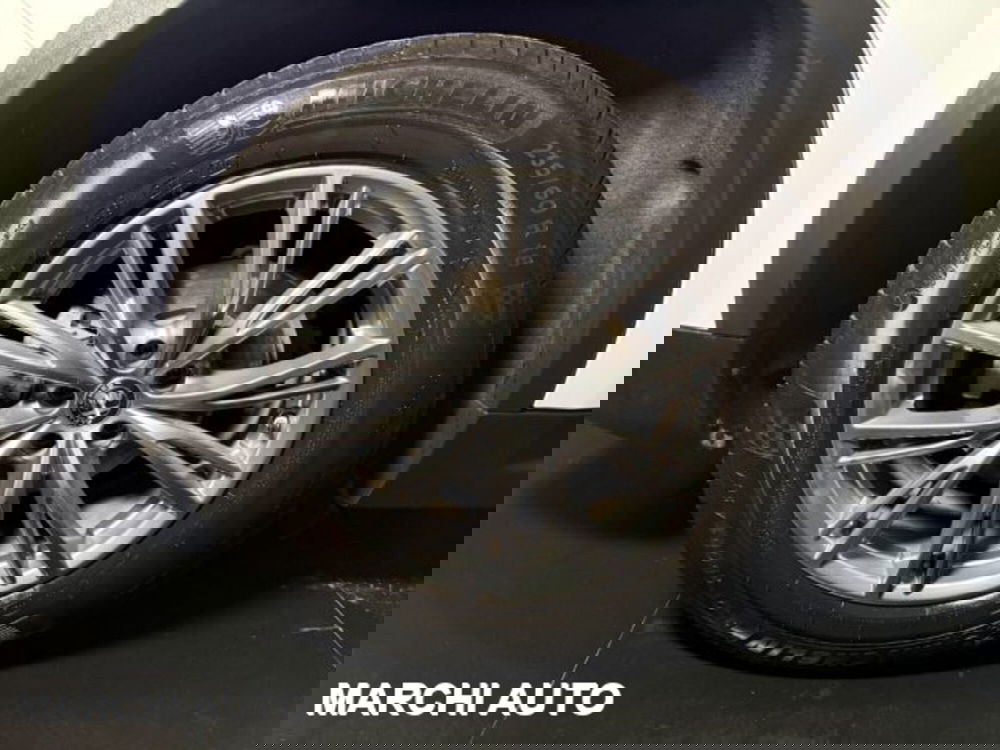 Alfa Romeo Stelvio usata a Perugia (9)