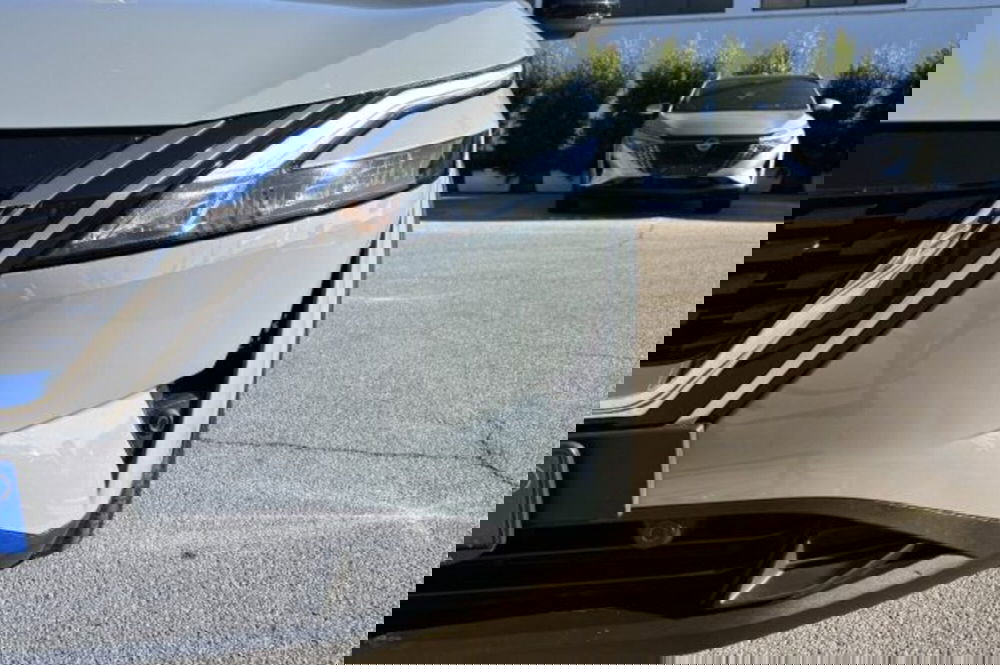 Nissan Qashqai usata a Latina (12)