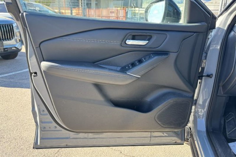 Nissan Qashqai usata a Latina (13)