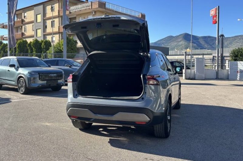 Nissan Qashqai usata a Latina (7)