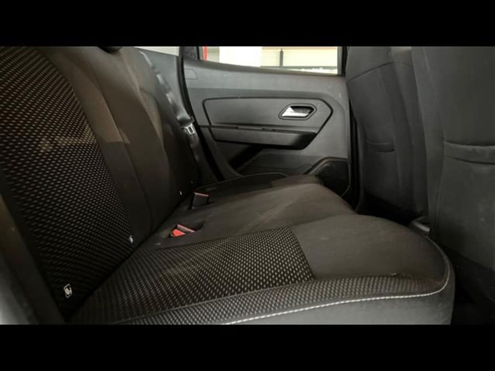 Dacia Duster usata a Firenze (13)